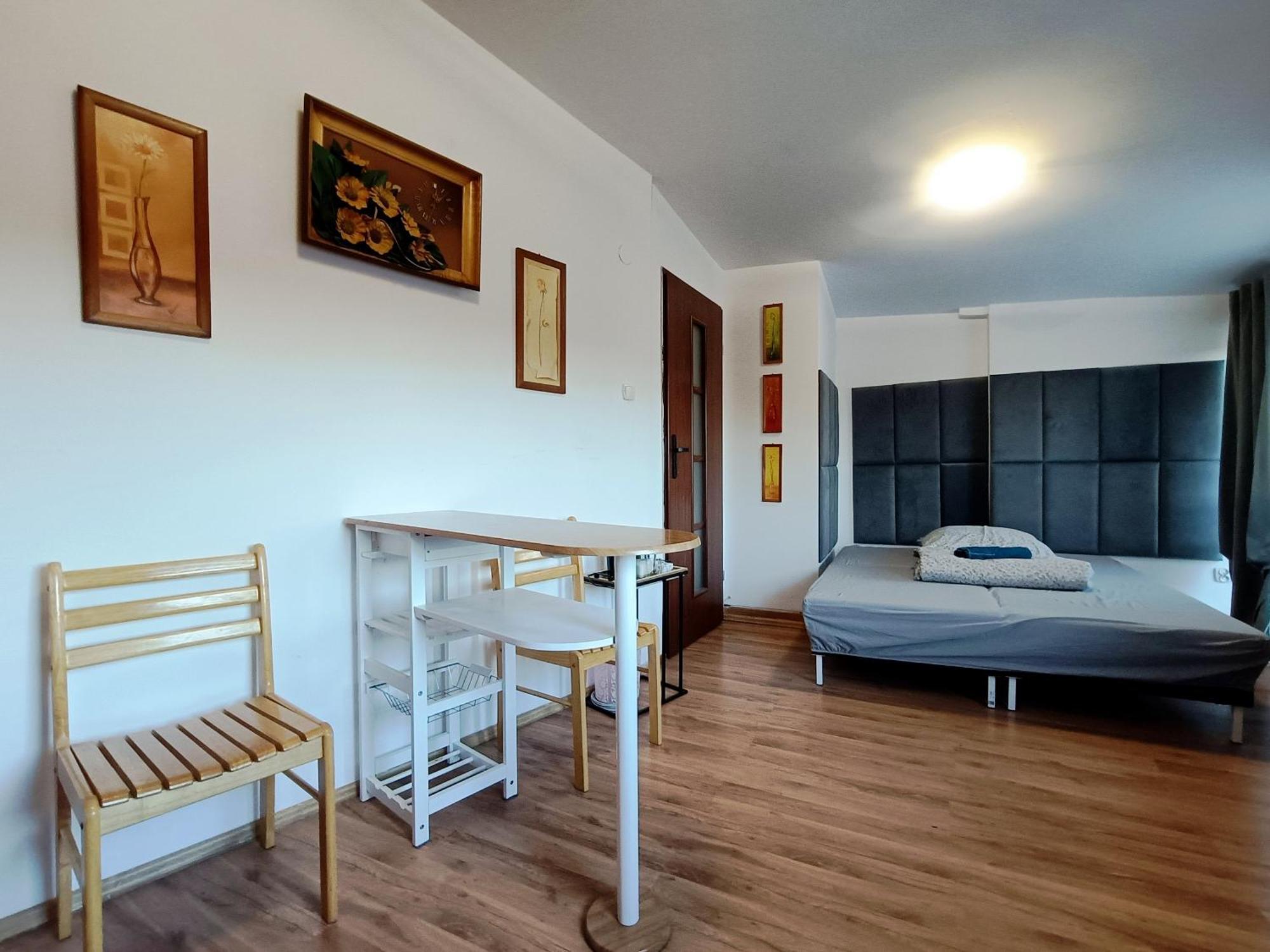 Pokoje Przytulnie Jak W Domu Cracovia Exterior foto